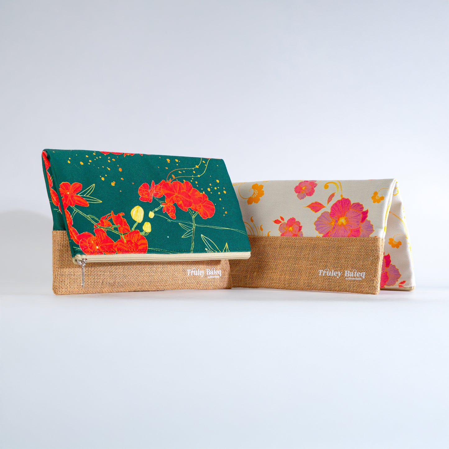 Foldable Pouch With Zip