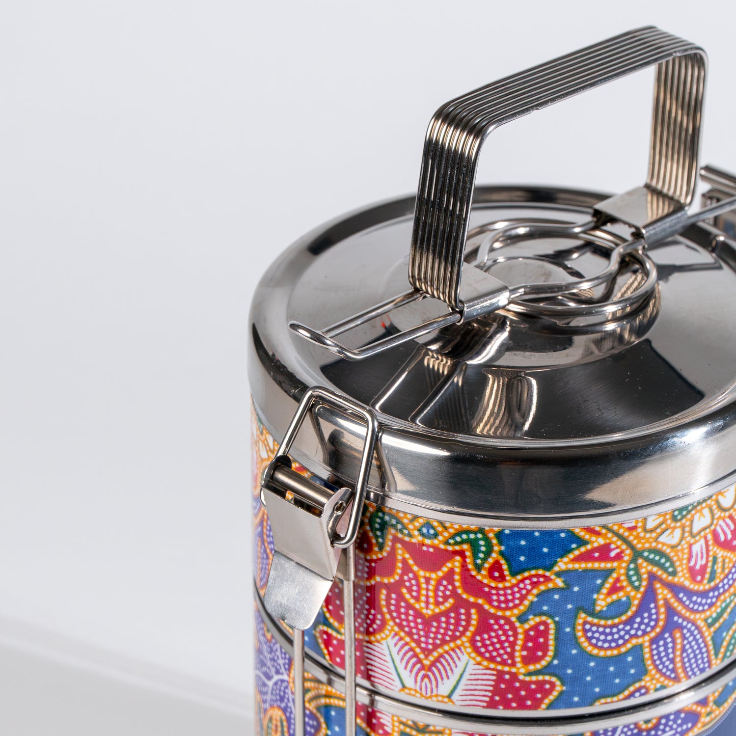 Tiffin 001