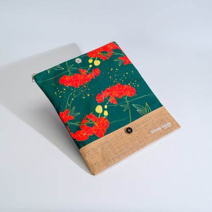 Foldable Pouch With Zip